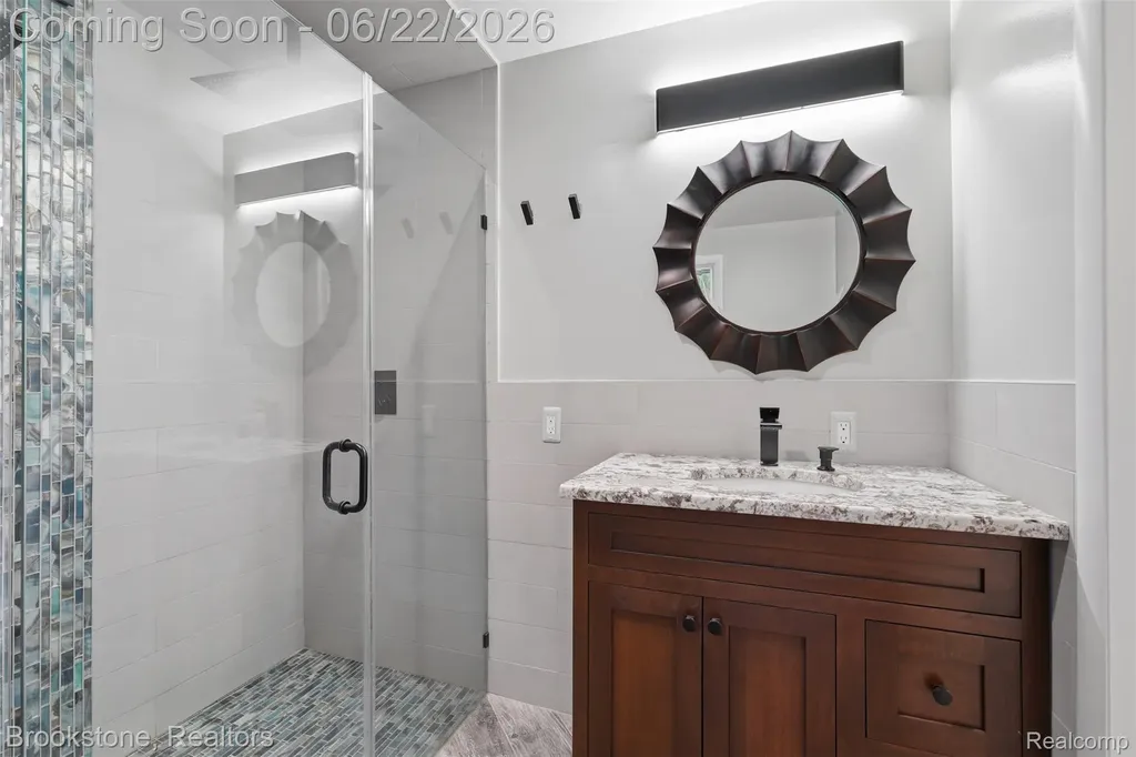 4190 Valley Forge Road Bloomfield Hills City MI 48301