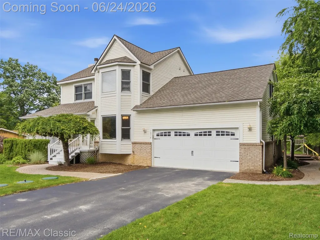 1078 Lake Lane Drive White Lake Charter Township MI 48386