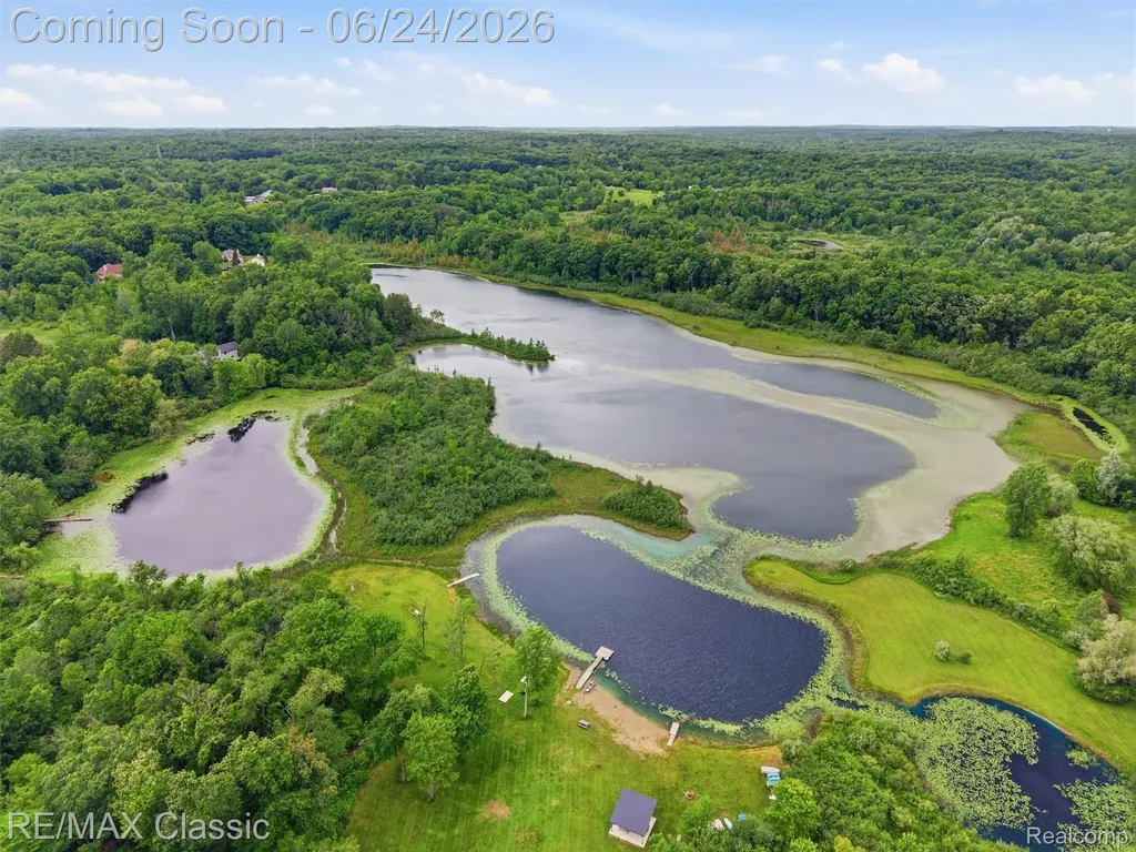 1078 Lake Lane Drive White Lake Charter Township MI 48386