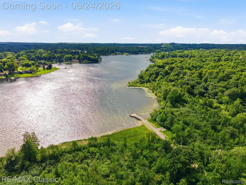 1078 Lake Lane Drive White Lake Charter Township MI 48386