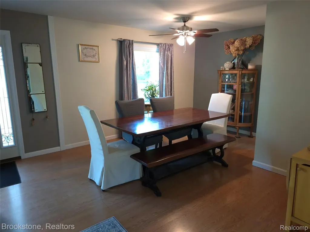4890 Whipple Lake Road Independence Charter Township MI 48348