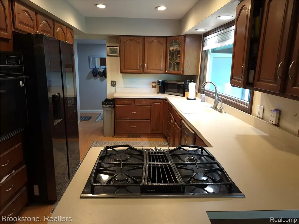 4890 Whipple Lake Road Independence Charter Township MI 48348