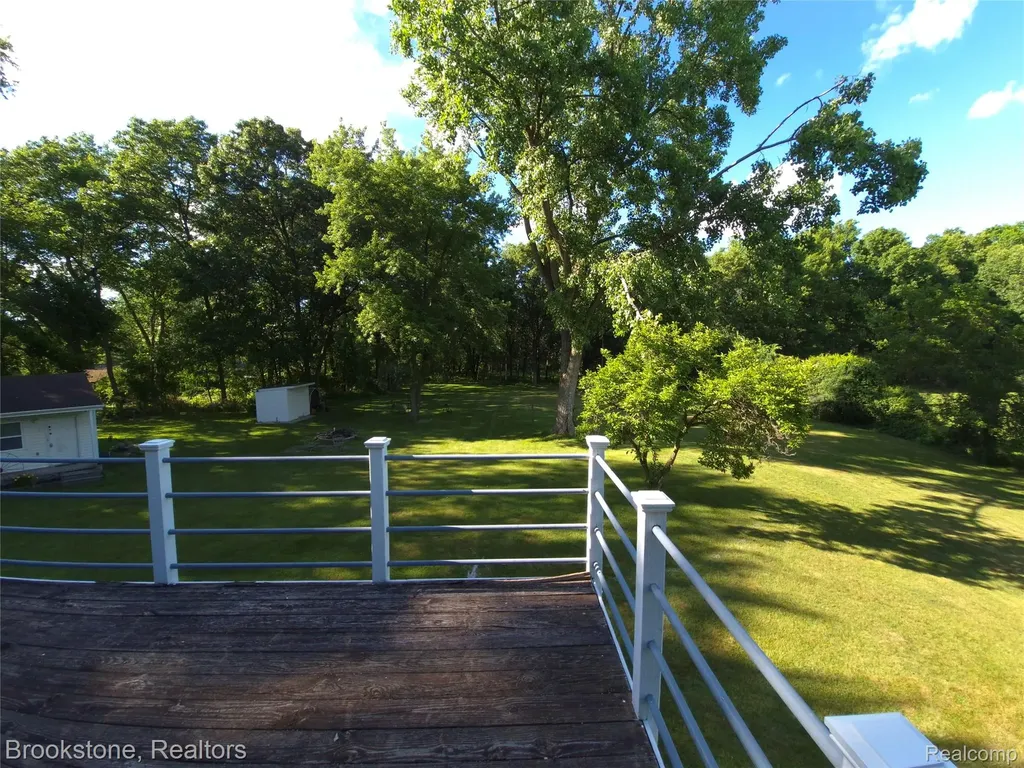 4890 Whipple Lake Road Independence Charter Township MI 48348