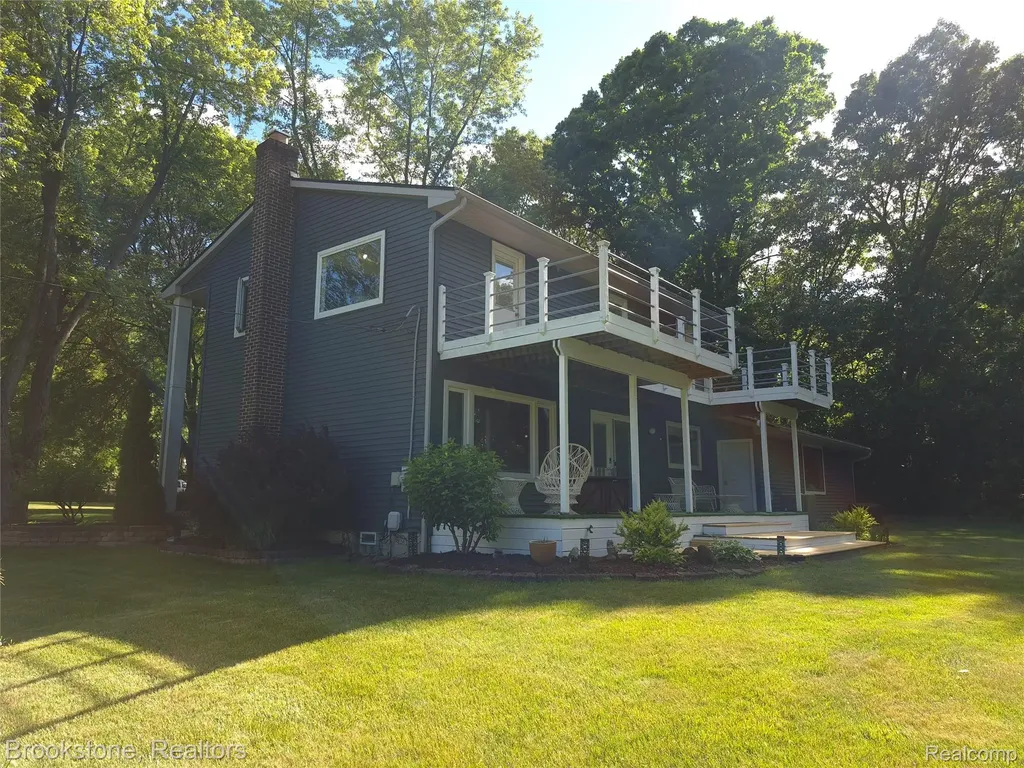 4890 Whipple Lake Road Independence Charter Township MI 48348