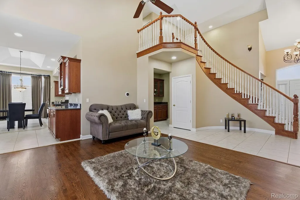 54395 White Spruce Lane Shelby Charter Township MI 48315