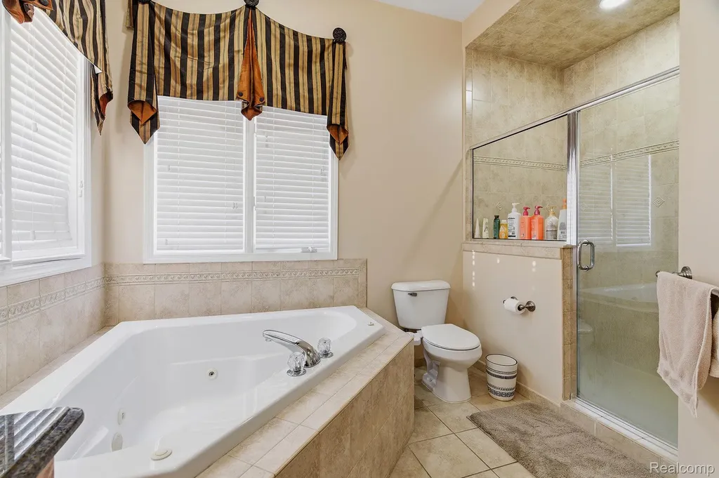 54395 White Spruce Lane Shelby Charter Township MI 48315
