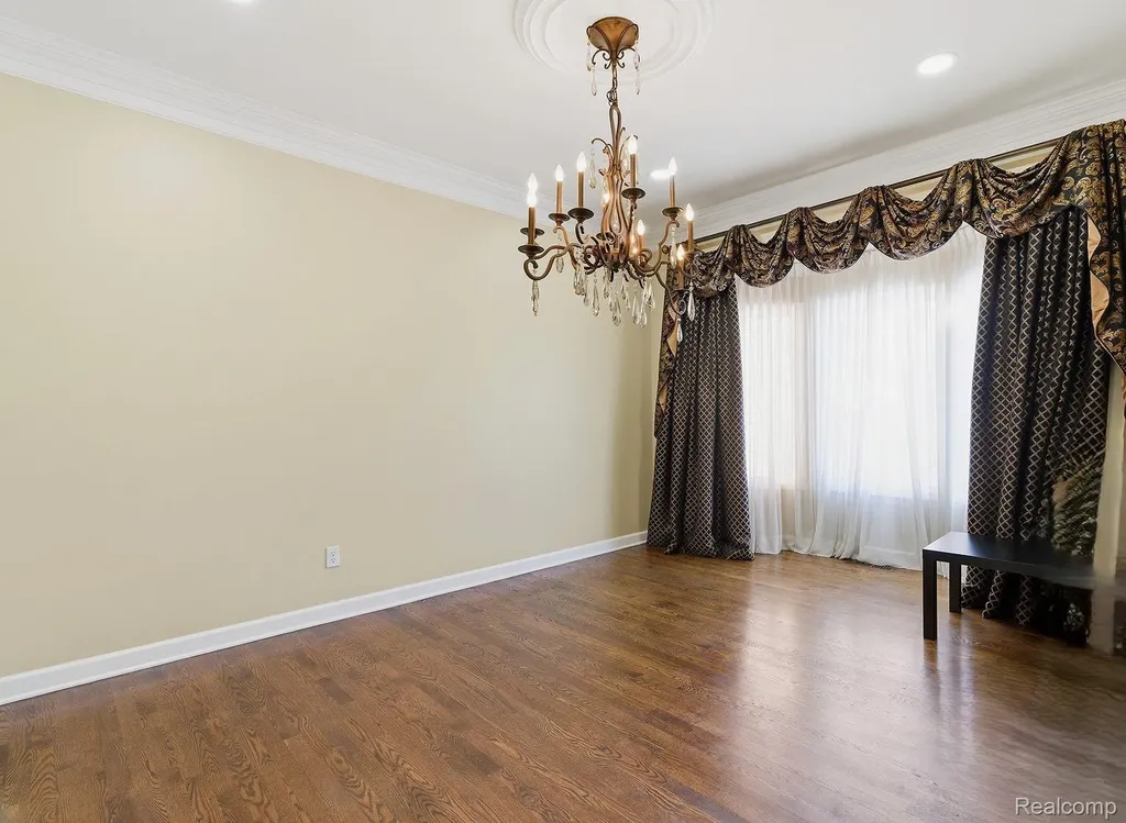54395 White Spruce Lane Shelby Charter Township MI 48315