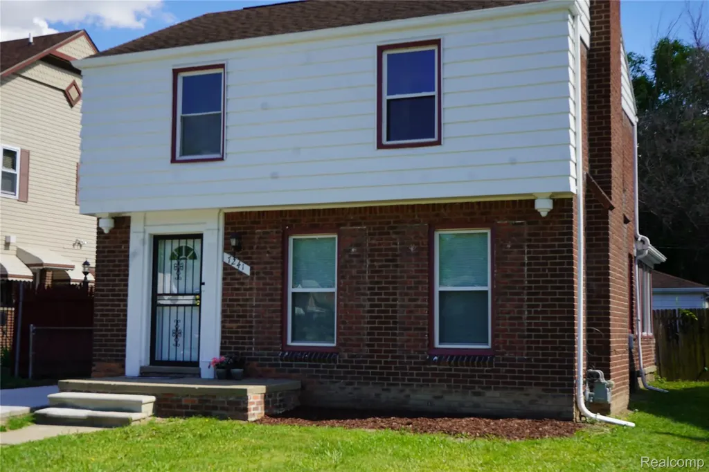 7241 W Outer Drive Detroit City MI 48235