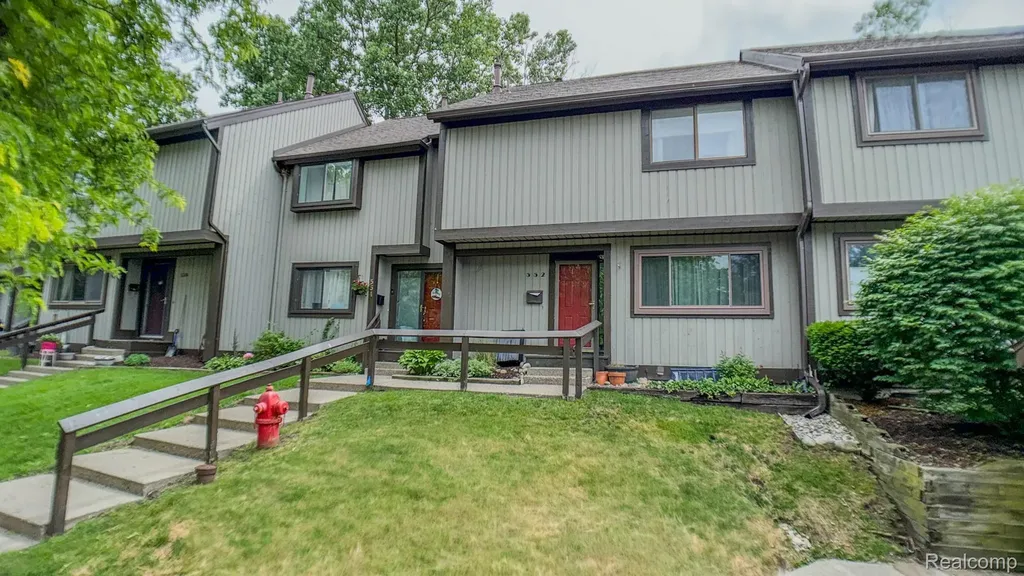 552 Foxboro Square Brighton City MI 48116