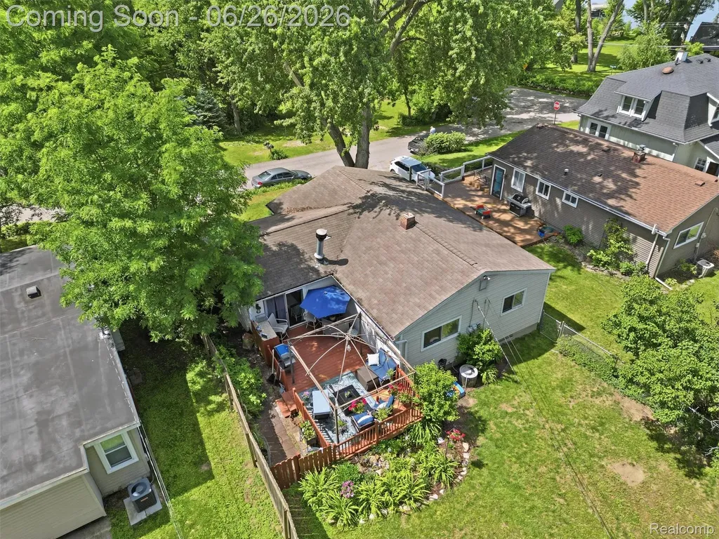 10610 Estola Avenue White Lake Charter Township MI 48386