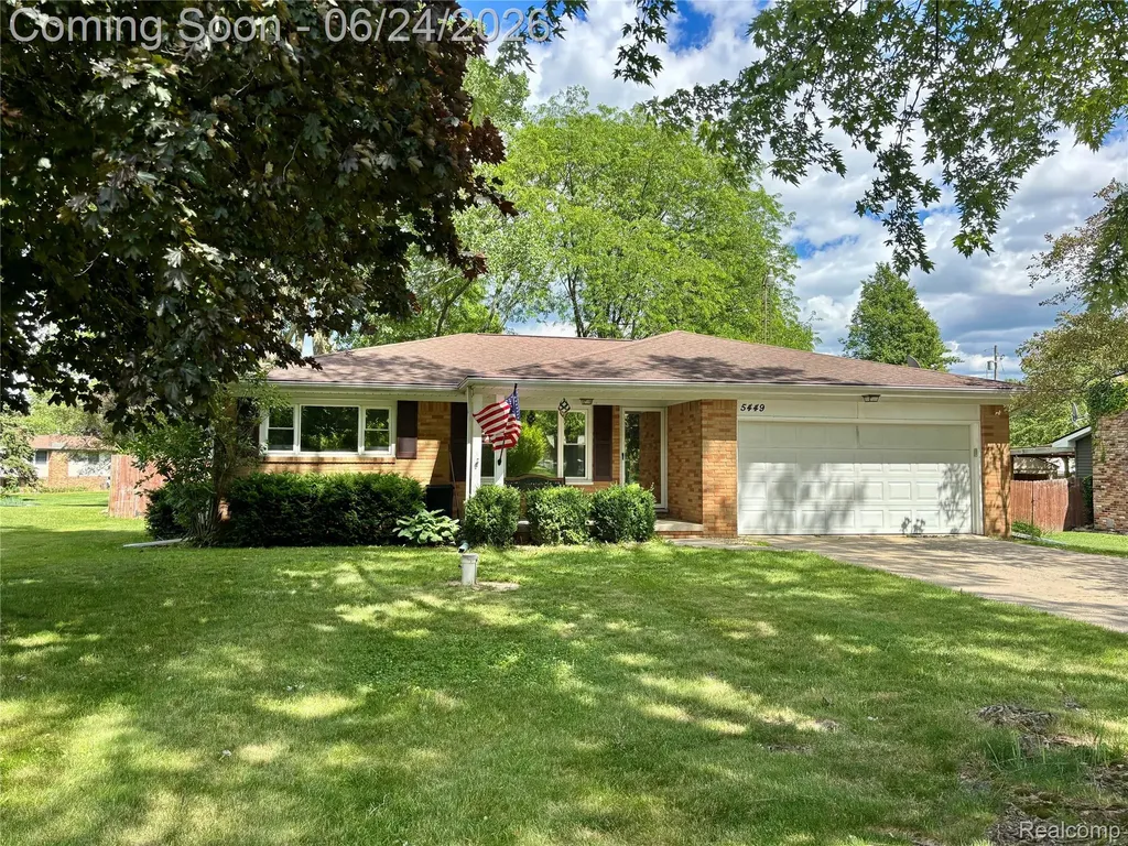 5449 S Genesee Road Grand Blanc Charter Township MI 48439