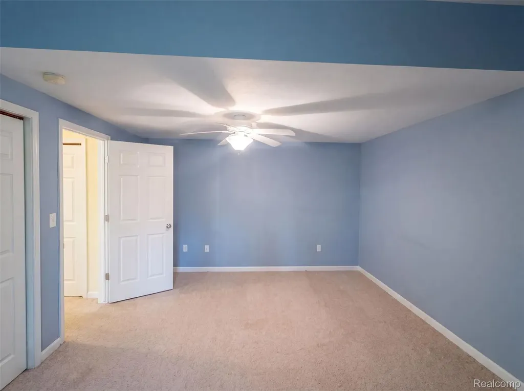 1102 Hawthorne Greenville City MI 48838
