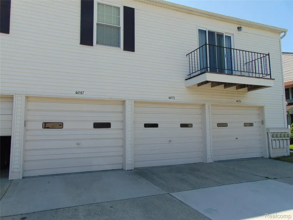 44167 Providence Drive Clinton Charter Township MI 48038