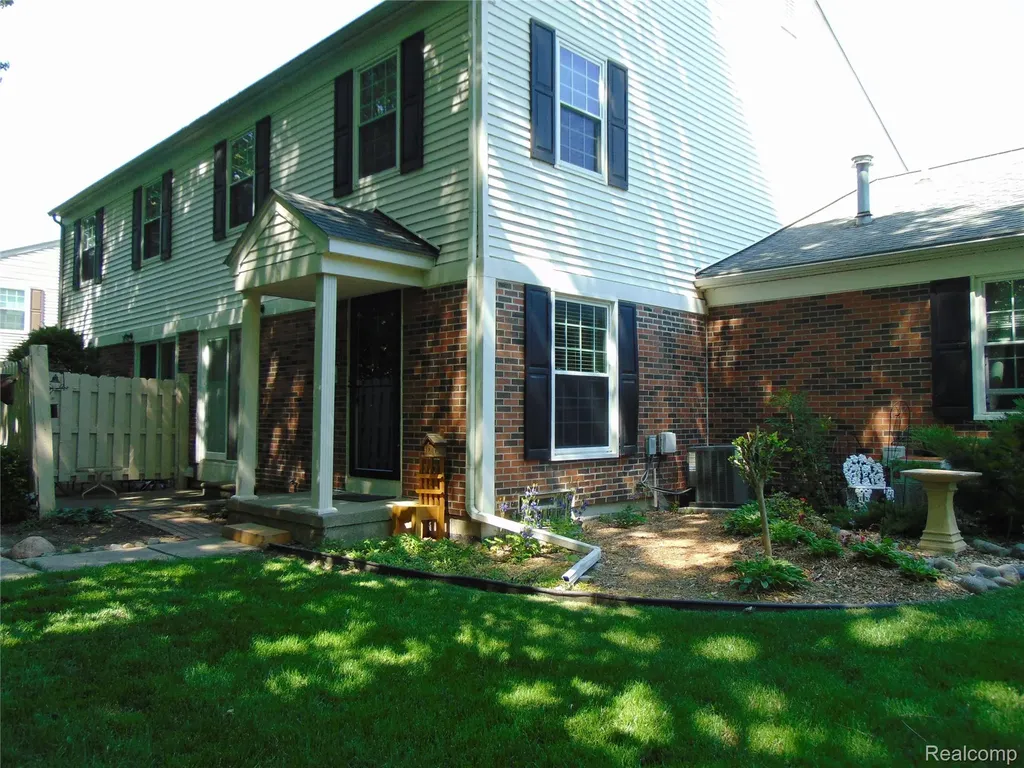 44167 Providence Drive Clinton Charter Township MI 48038