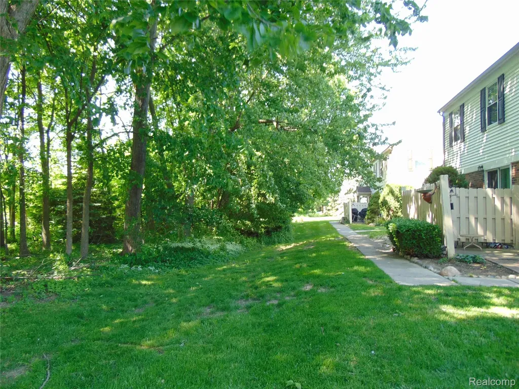 44167 Providence Drive Clinton Charter Township MI 48038