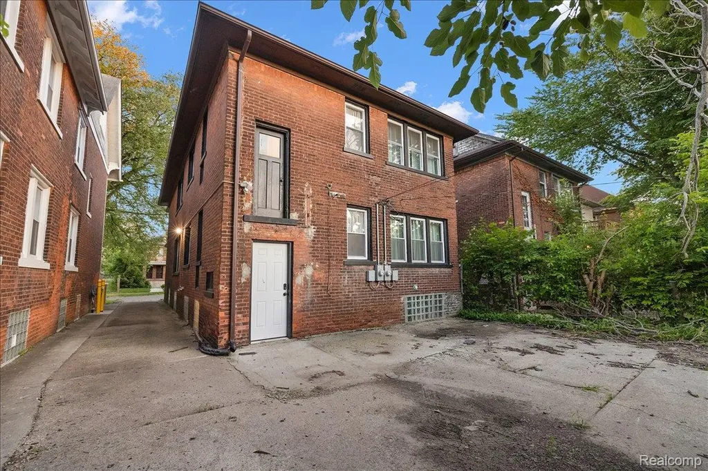 2256 W Philadelphia Street Detroit City MI 48206