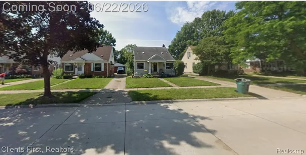 24631 Carlysle Street Dearborn City MI 48124