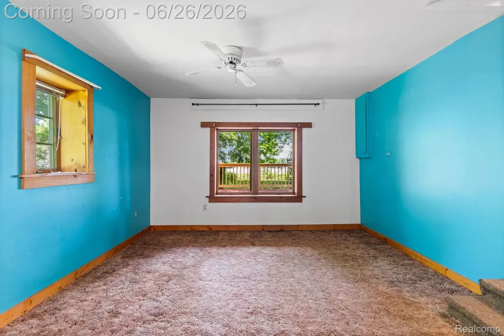 514 Lake Street Howell City MI 48843