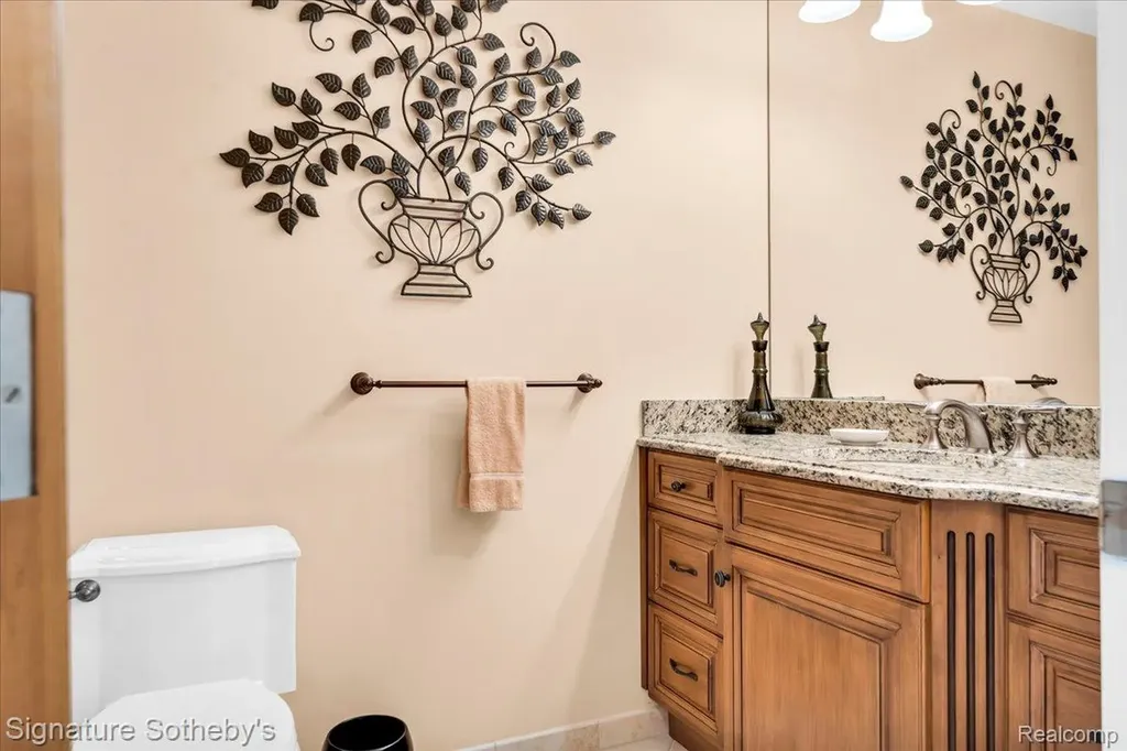 6851 Meath Hunt Circle Troy City MI 48098