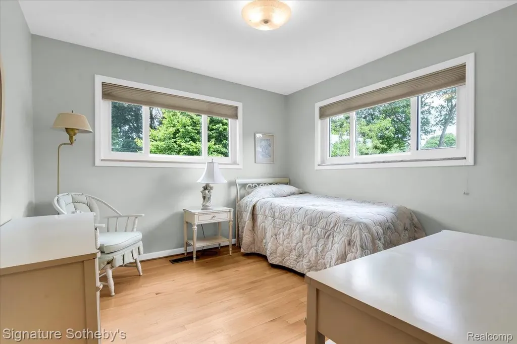 6851 Meath Hunt Circle Troy City MI 48098