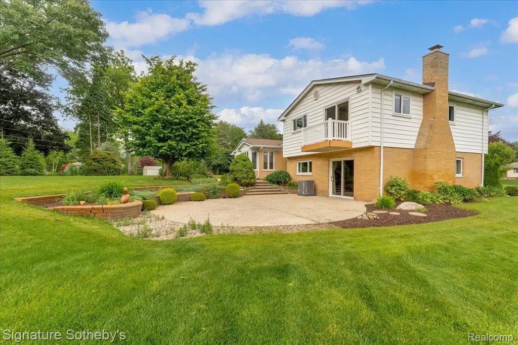 6851 Meath Hunt Circle Troy City MI 48098