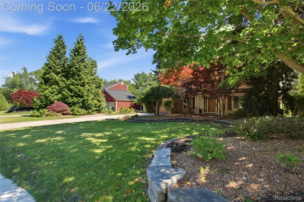 28143 W 12 Mile Road Farmington Hills City MI 48334