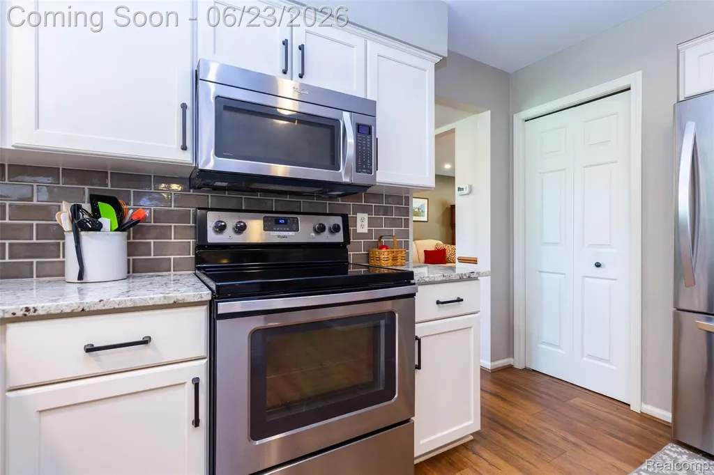 27533 Winchester Terrace Brownstown Charter Township MI 48183