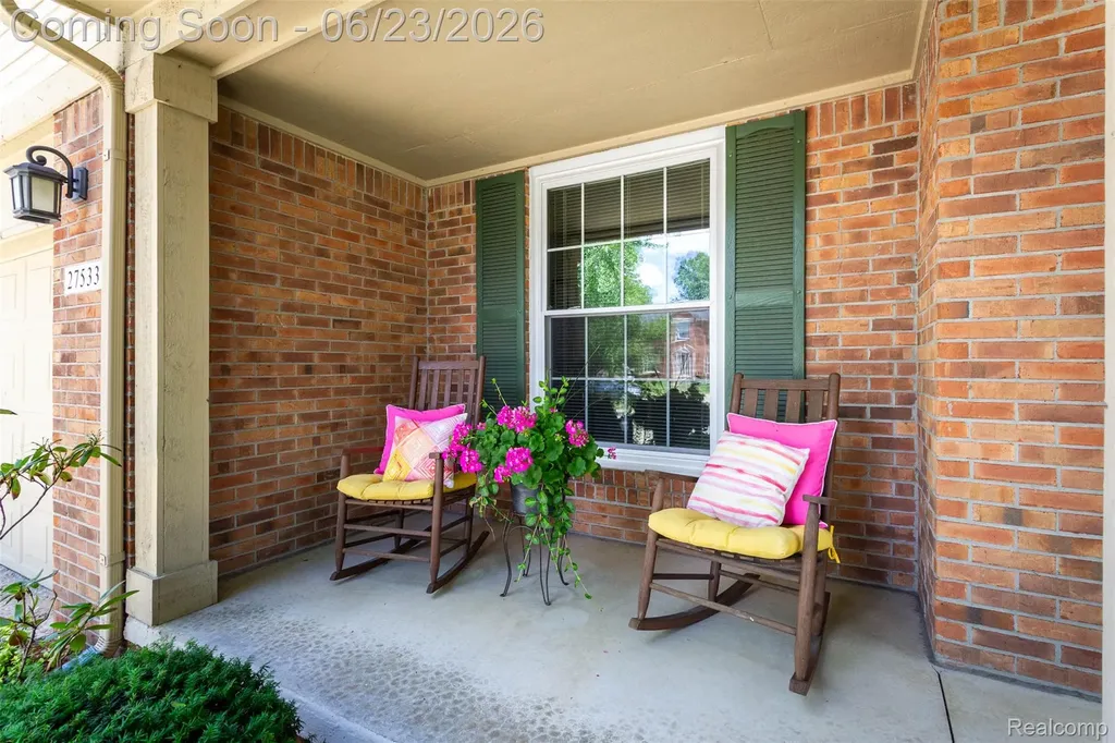 27533 Winchester Terrace Brownstown Charter Township MI 48183