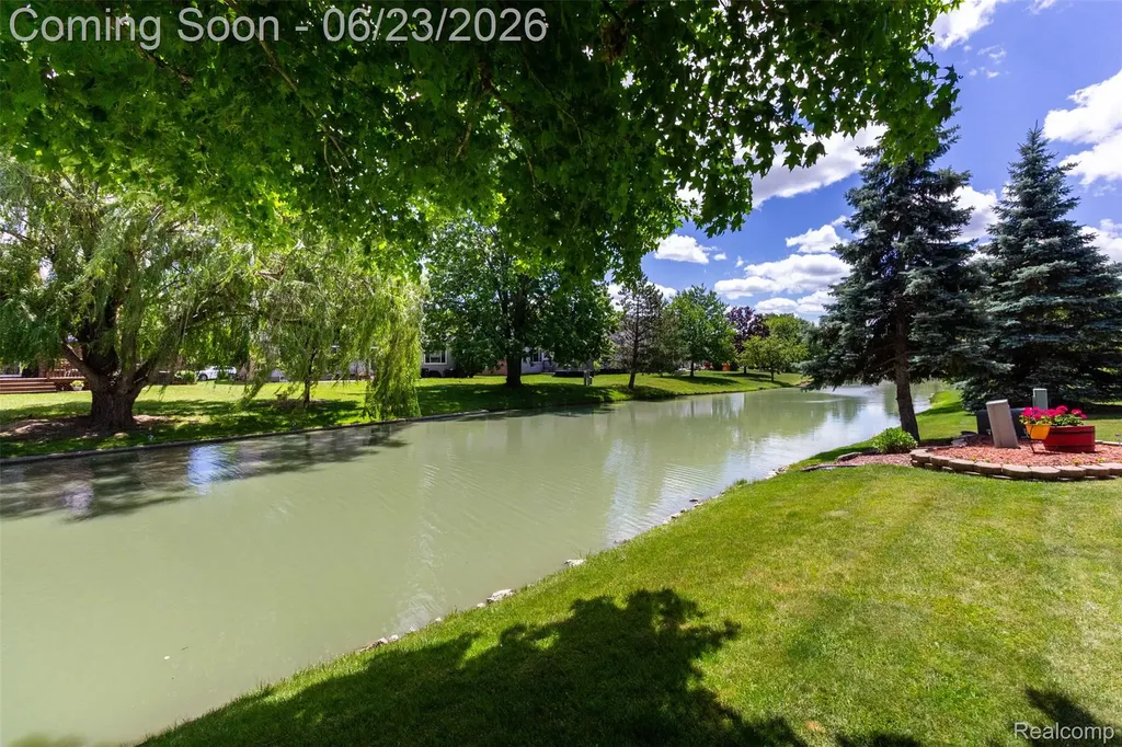27533 Winchester Terrace Brownstown Charter Township MI 48183