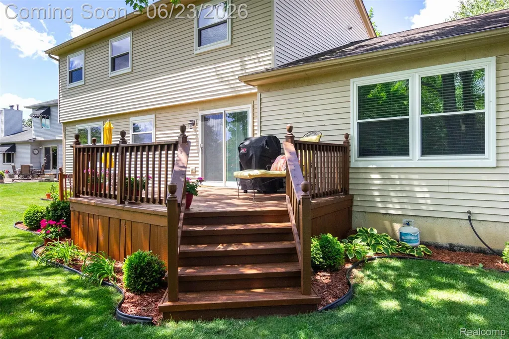27533 Winchester Terrace Brownstown Charter Township MI 48183