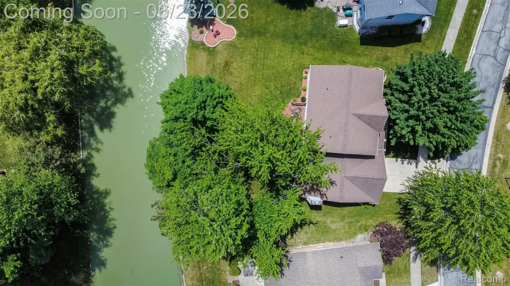 27533 Winchester Terrace Brownstown Charter Township MI 48183