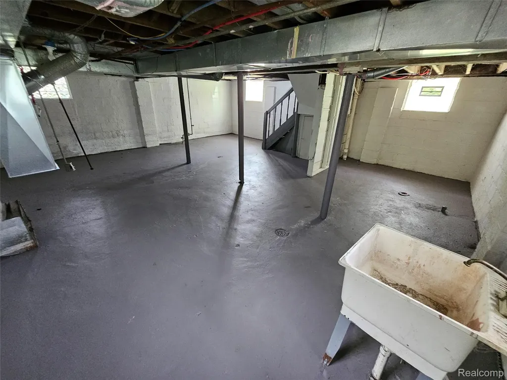 10029 Violetlawn Street Detroit City MI 48204