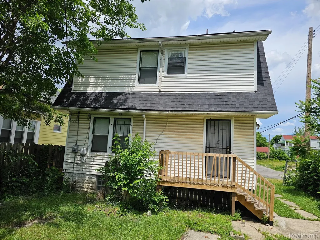 10029 Violetlawn Street Detroit City MI 48204