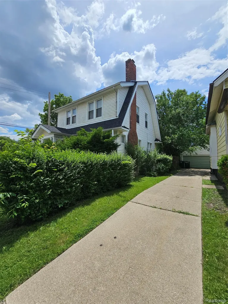 10029 Violetlawn Street Detroit City MI 48204