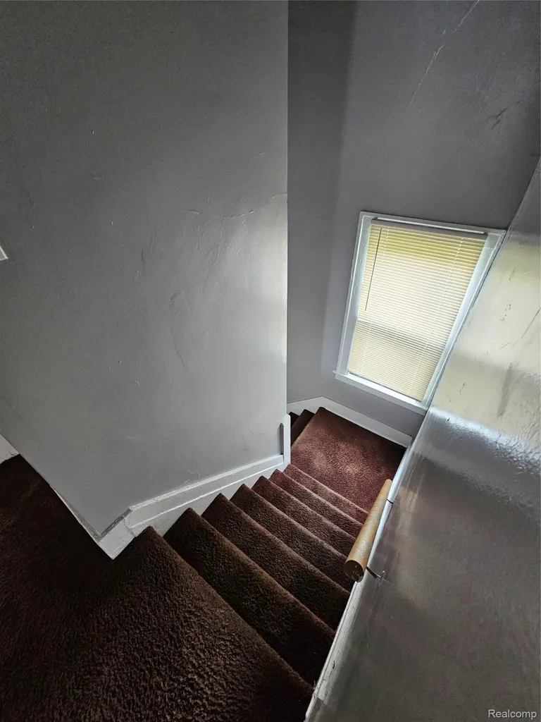 10029 Violetlawn Street Detroit City MI 48204