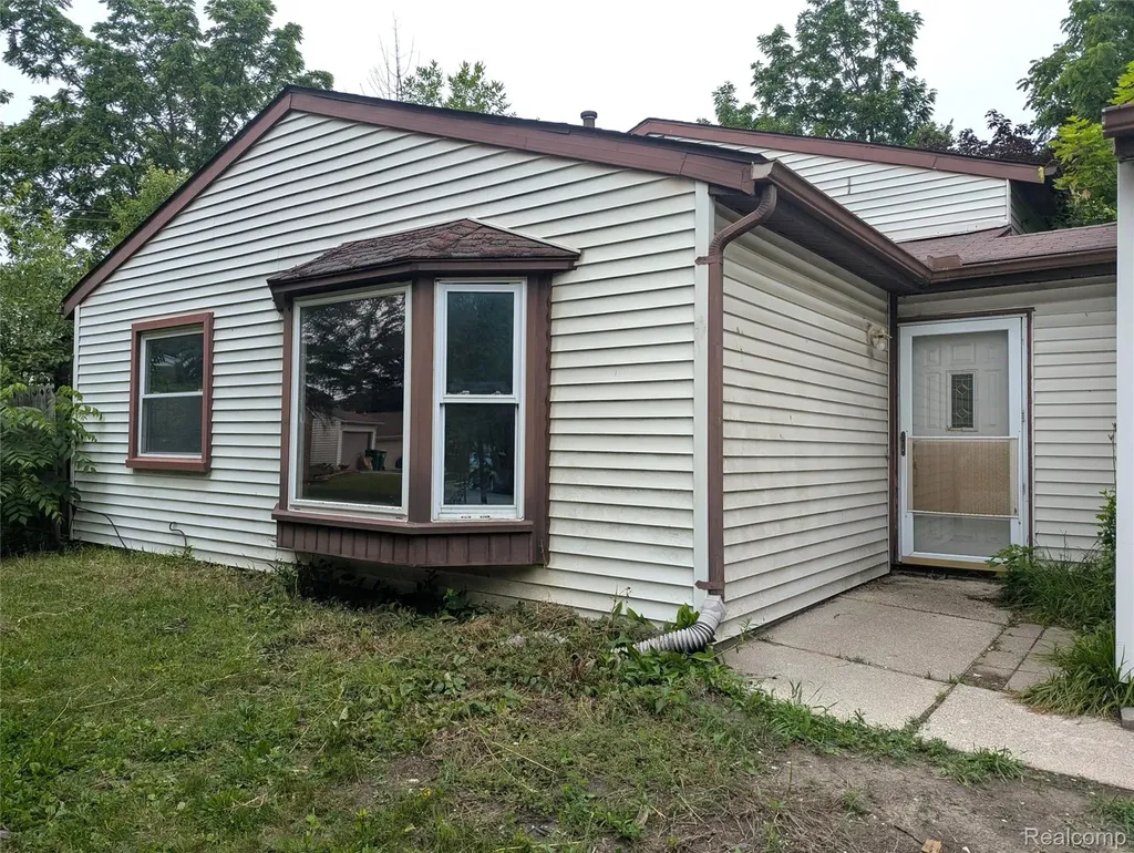 5438 Grayfield Circle Ypsilanti Charter Township MI 48197