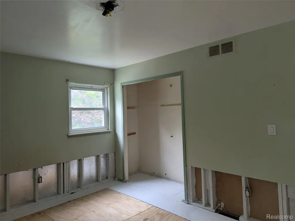5438 Grayfield Circle Ypsilanti Charter Township MI 48197