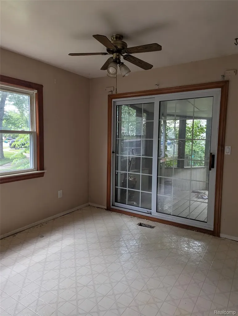 5438 Grayfield Circle Ypsilanti Charter Township MI 48197