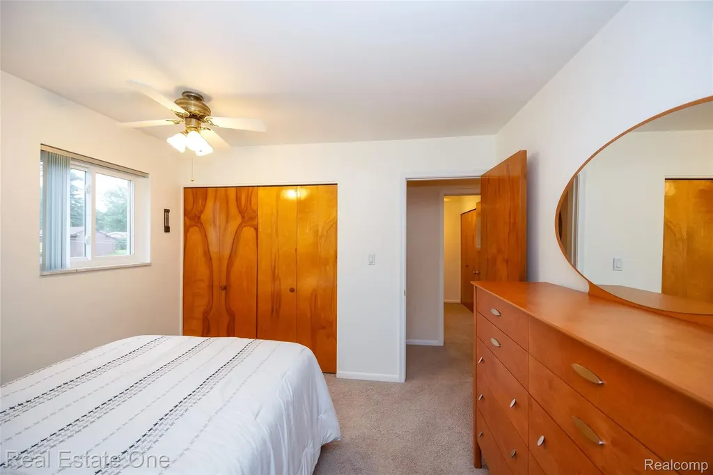 1156 Bielby Street Waterford Charter Township MI 48328