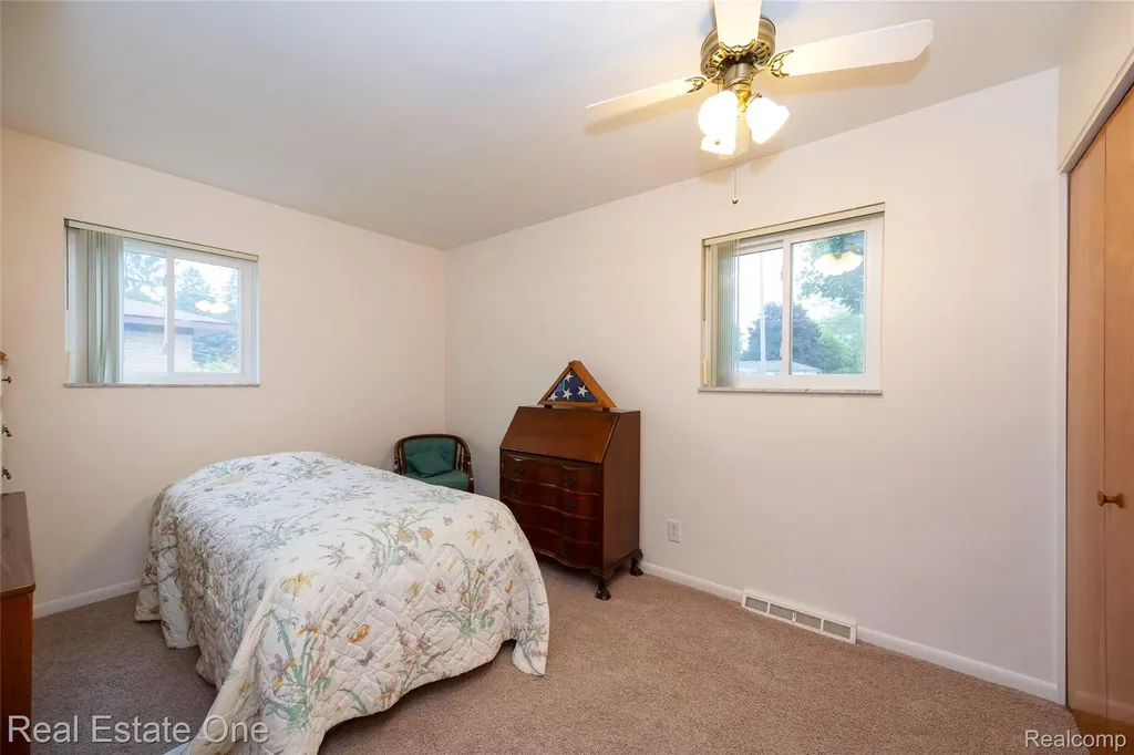 1156 Bielby Street Waterford Charter Township MI 48328