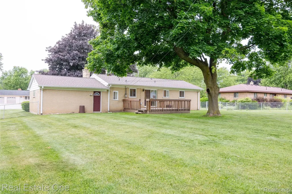 1156 Bielby Street Waterford Charter Township MI 48328