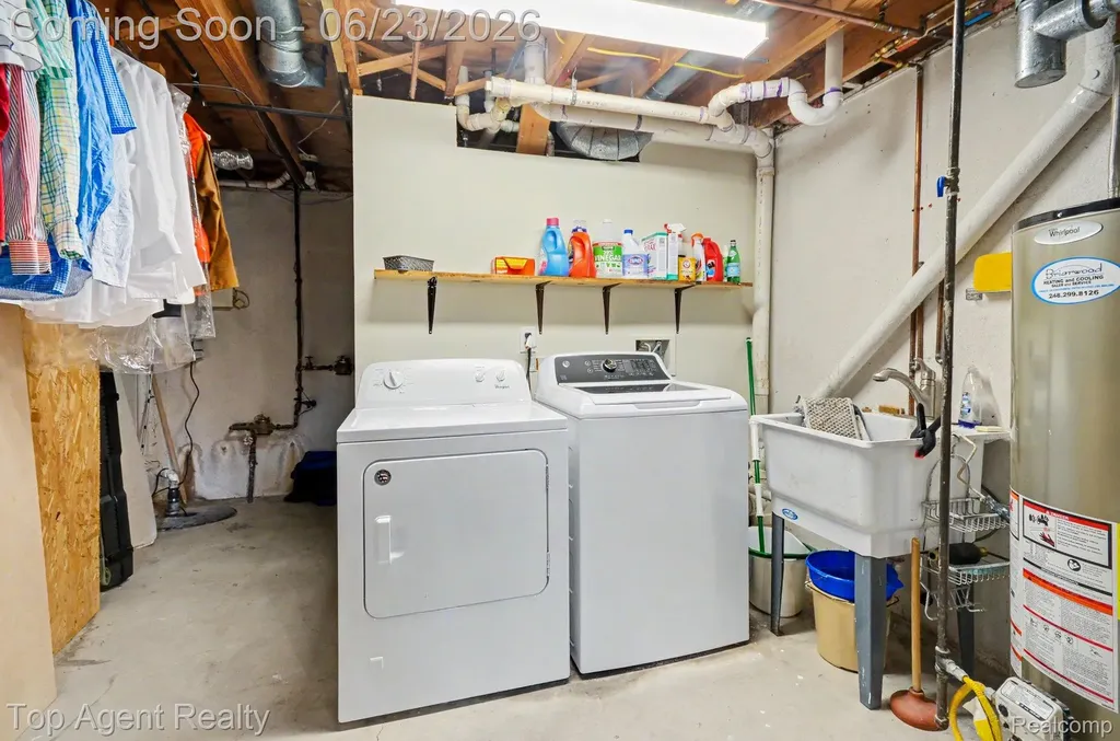 3759 Donley Avenue Rochester Hills City MI 48309