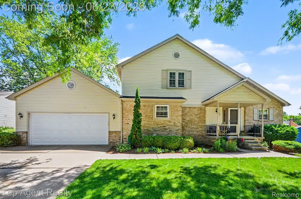3759 Donley Avenue Rochester Hills City MI 48309