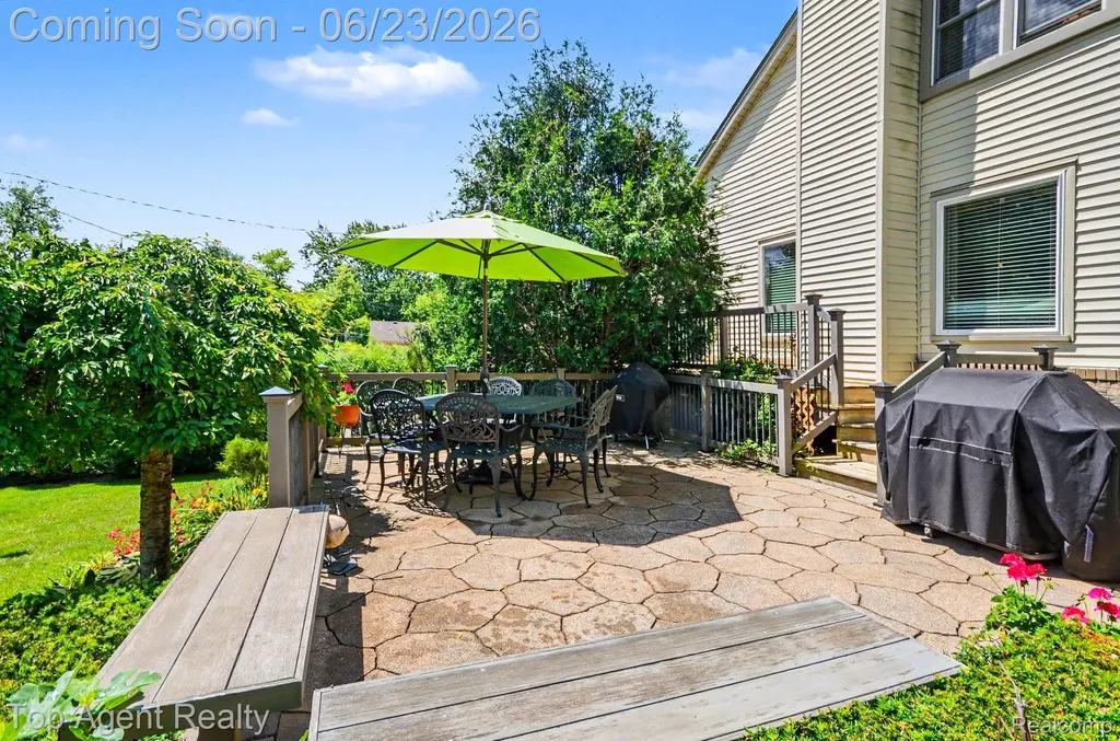 3759 Donley Avenue Rochester Hills City MI 48309