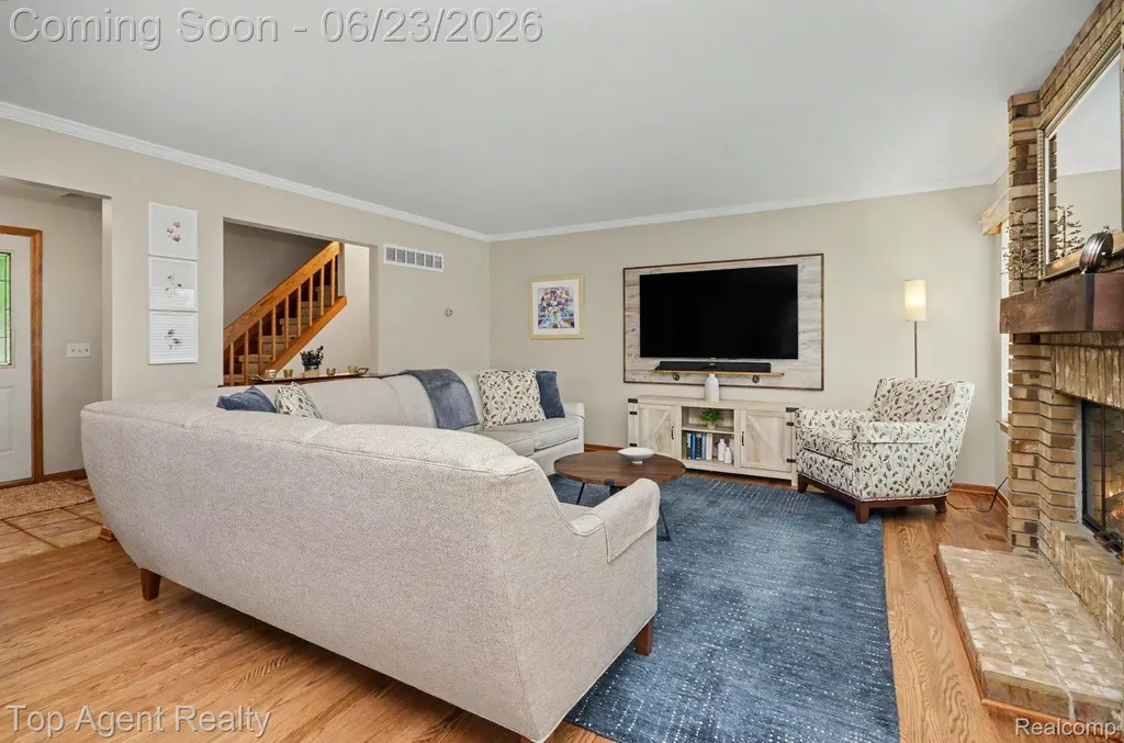3759 Donley Avenue Rochester Hills City MI 48309