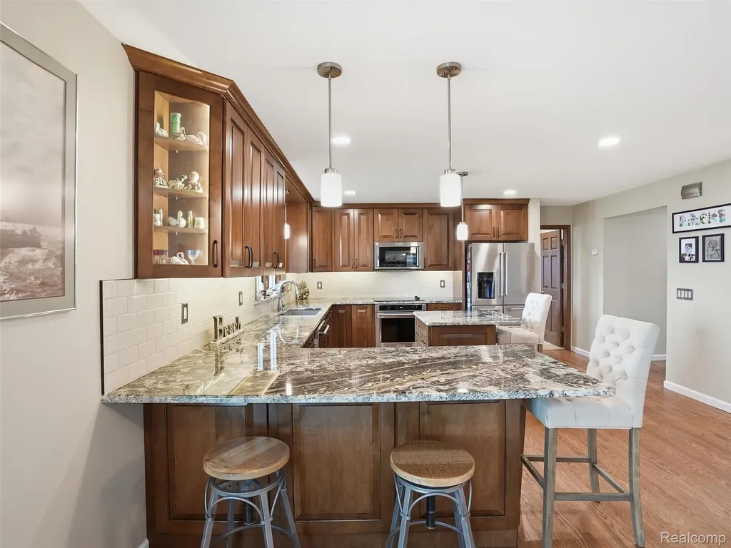 32160 S River Road Harrison Charter Township MI 48045