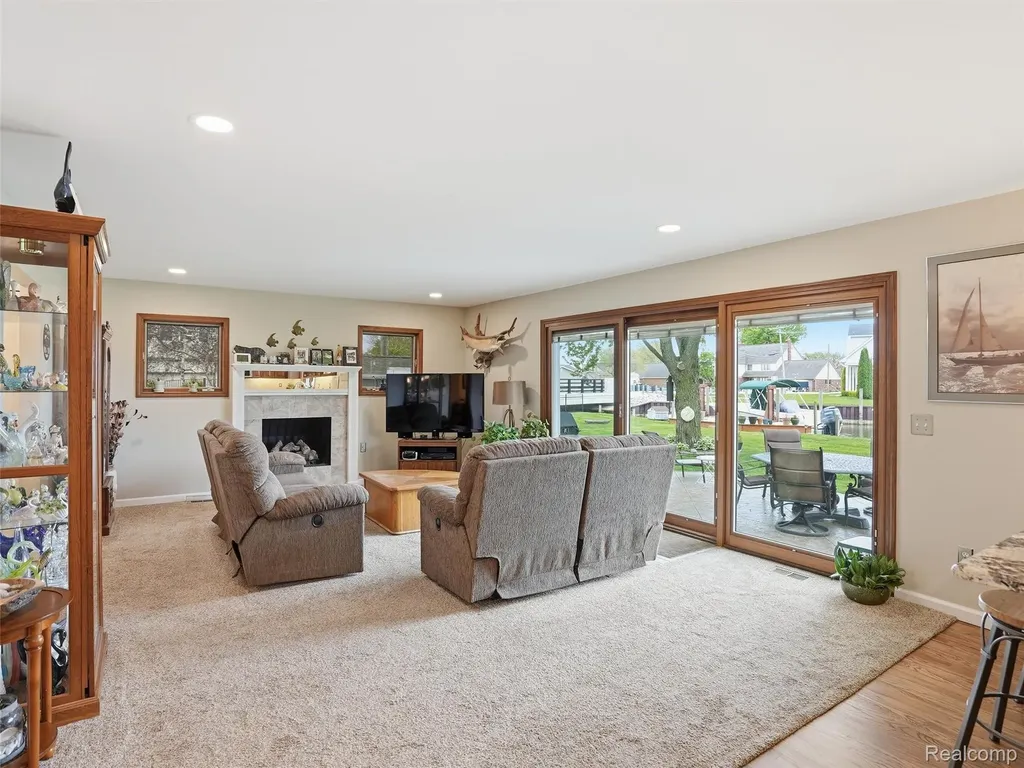 32160 S River Road Harrison Charter Township MI 48045