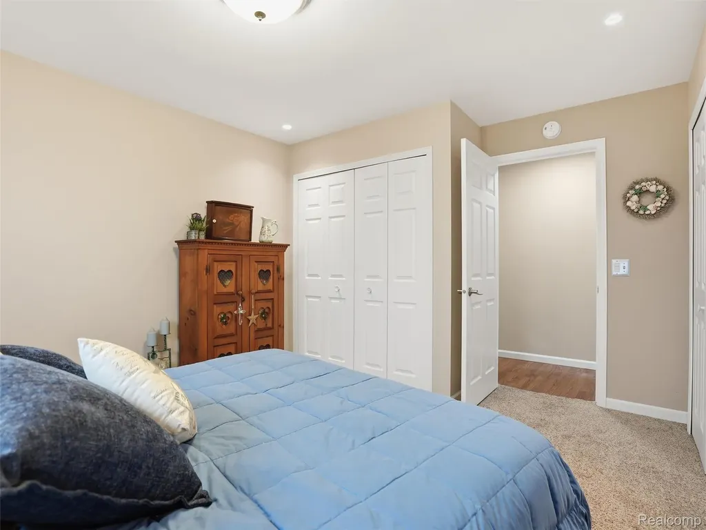 32160 S River Road Harrison Charter Township MI 48045
