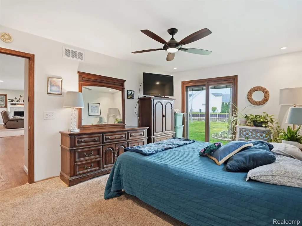 32160 S River Road Harrison Charter Township MI 48045