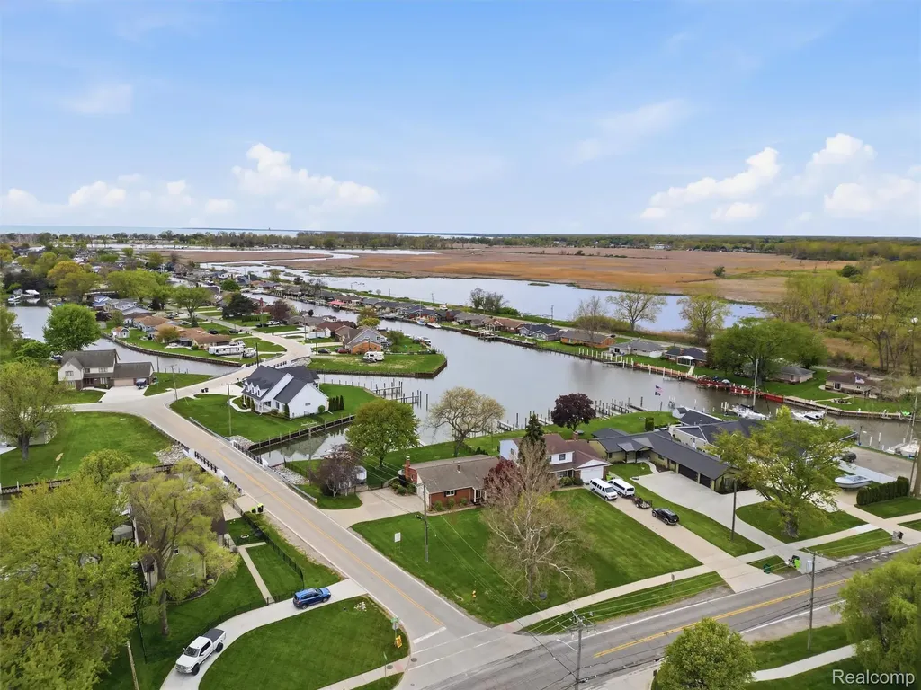 32160 S River Road Harrison Charter Township MI 48045